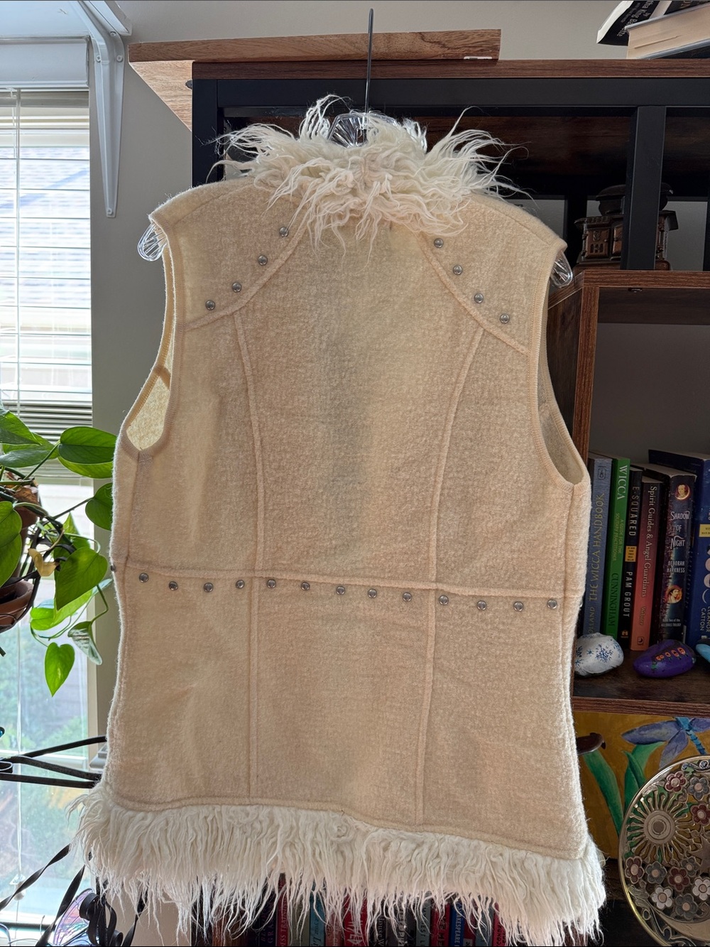 Mystique Cream Faux-Fur Trim Vest by Mythology - Picture 5 of 5